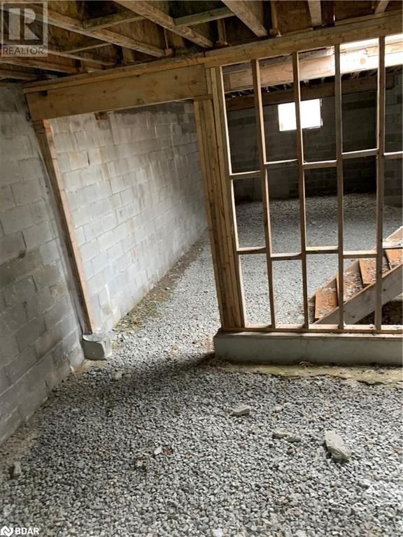 8240 Main Street, Adjala-Tosorontio, Ontario  L0M 1M0 - Photo 29 - N12623120