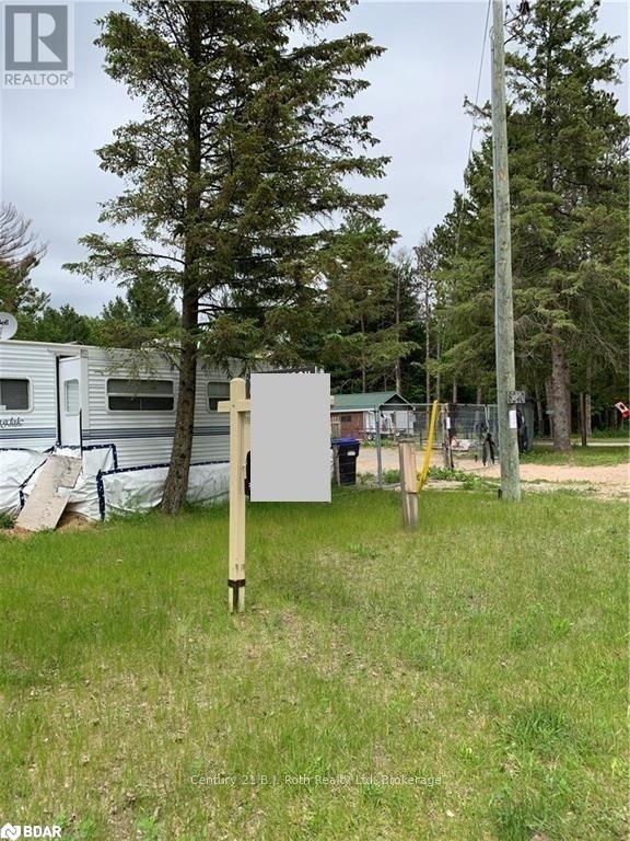 8240 Main Street, Adjala-Tosorontio, Ontario  L0M 1M0 - Photo 3 - N12623120