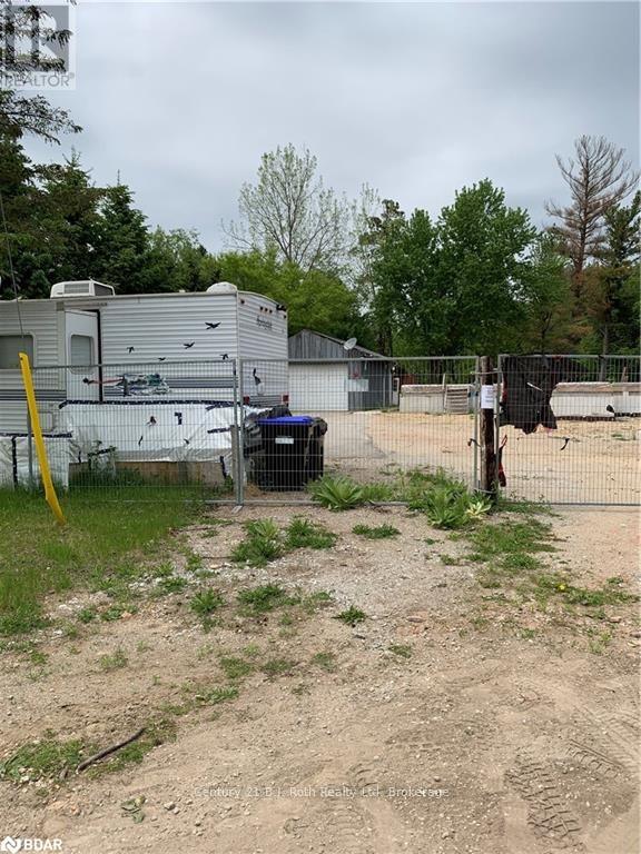 8240 Main Street, Adjala-Tosorontio, Ontario  L0M 1M0 - Photo 7 - N12623120