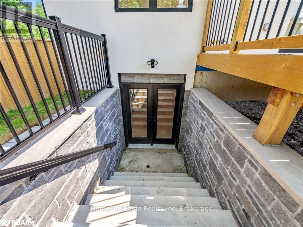 1242 Killarney Beach Road, Innisfil, Ontario  L0L 1W0 - Photo 35 - N12623220