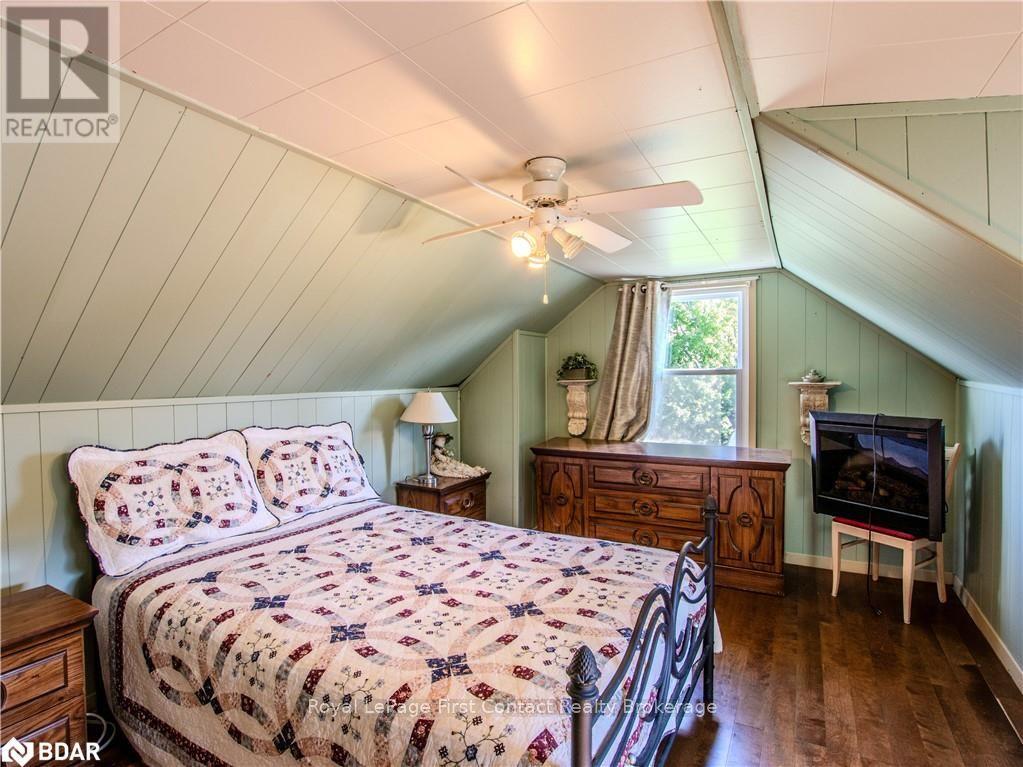 2041 Flos Rd Four Road W, Springwater, Ontario  L0L 2K0 - Photo 14 - S12623022