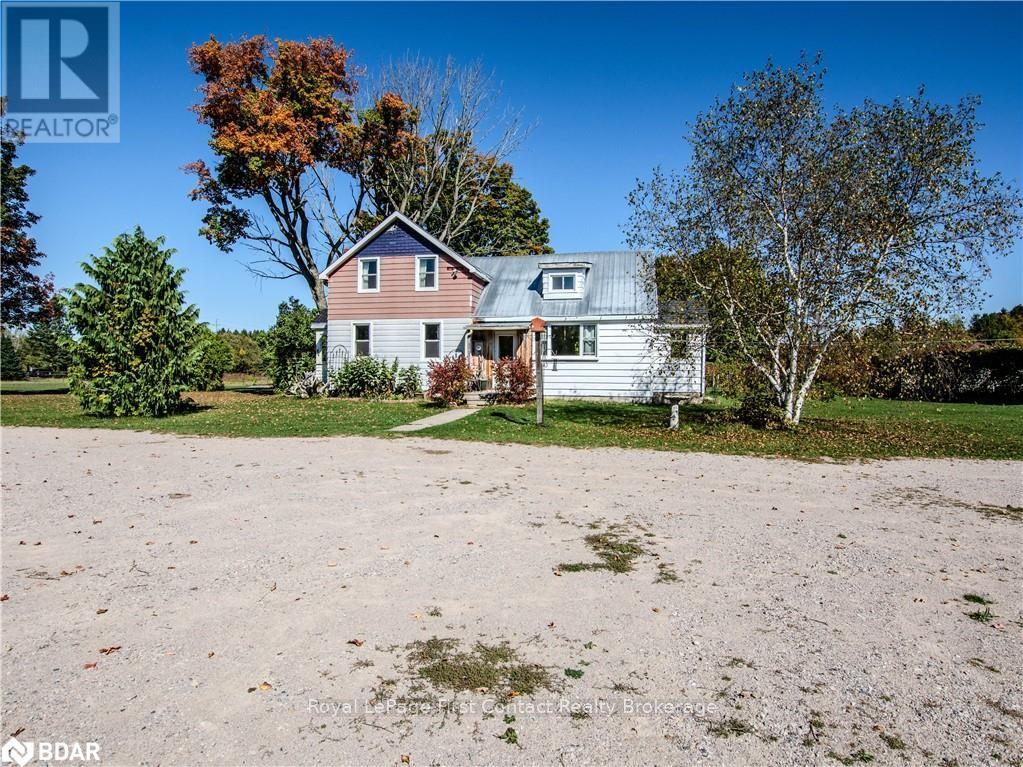 2041 Flos Rd Four Road W, Springwater, Ontario  L0L 2K0 - Photo 7 - S12623022