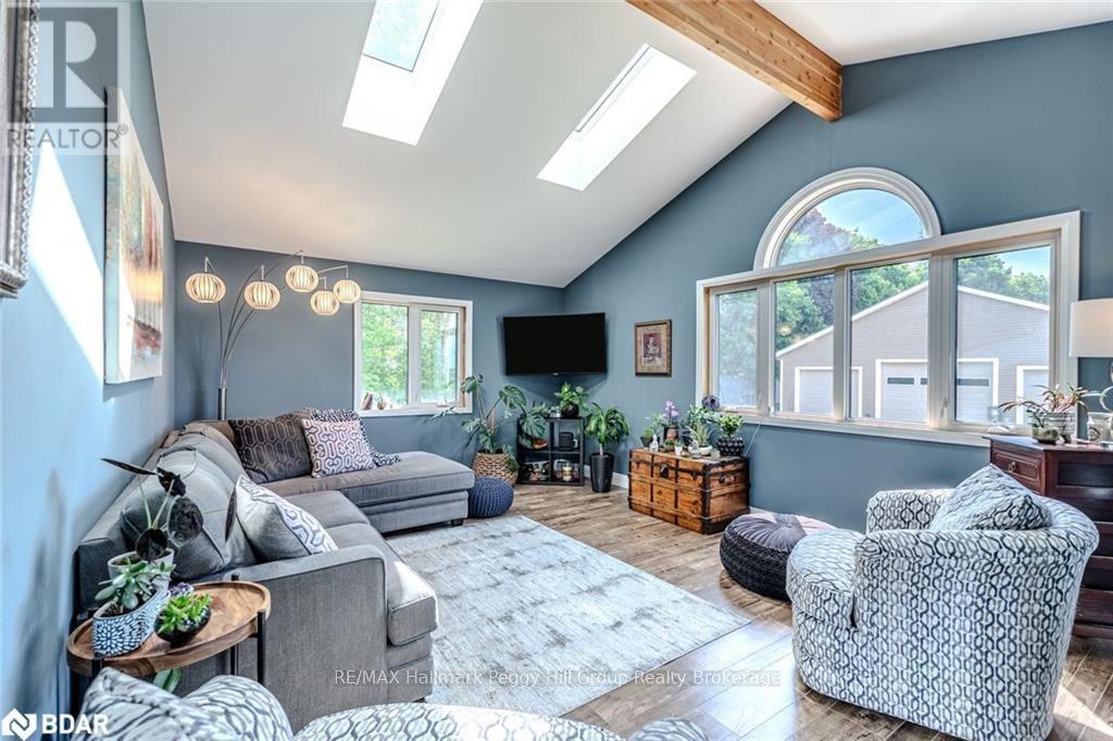 1783 County Road 6 South, Springwater, Ontario  L0L 1P0 - Photo 10 - S12623080