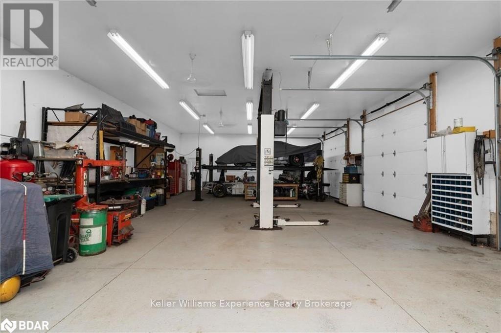 1398 Old Second Road North Road, Springwater, Ontario  L0L 2K0 - Photo 16 - S12623152