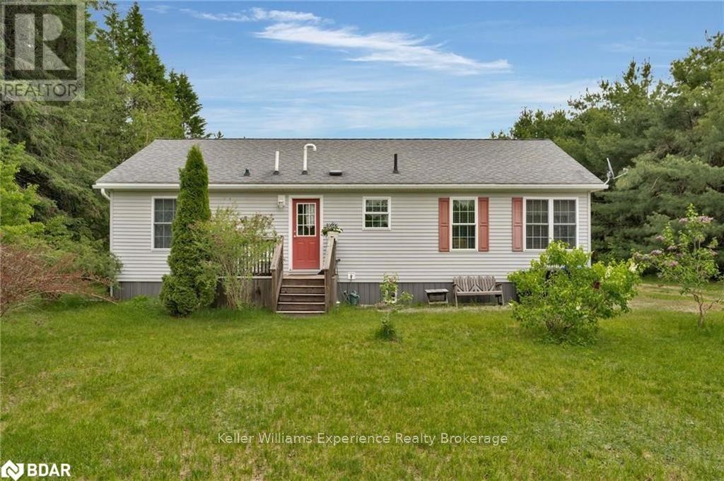 1398 Old Second Road North Road, Springwater, Ontario  L0L 2K0 - Photo 20 - S12623152