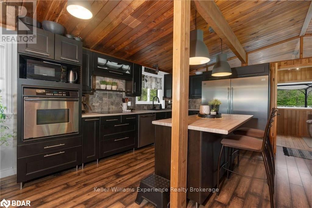 1398 Old Second Road North Road, Springwater, Ontario  L0L 2K0 - Photo 5 - S12623152