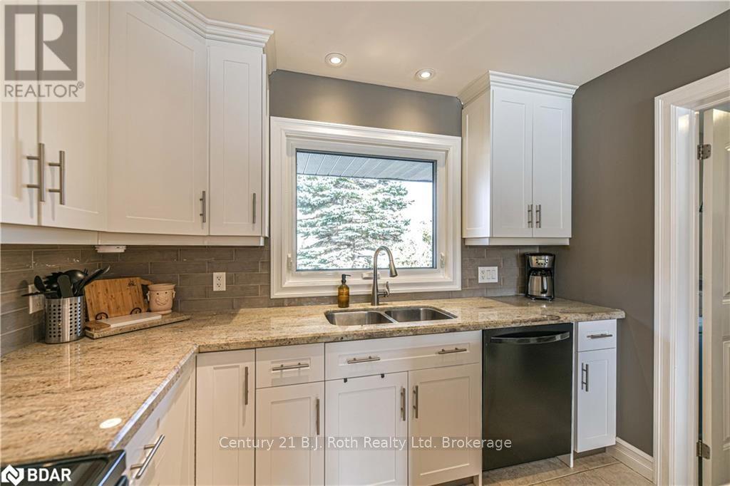 8222 County Rd 169 Road, Severn, Ontario  L0K 2B0 - Photo 27 - S12623162