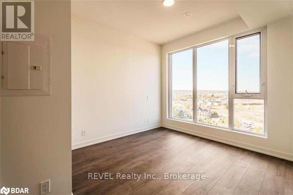 39 Mary Street, Barrie, Ontario  L4N 1S9 - Photo 10 - S12623176