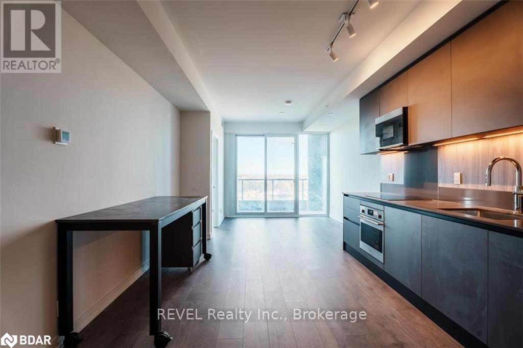 39 Mary Street, Barrie, Ontario  L4N 1S9 - Photo 8 - S12623176