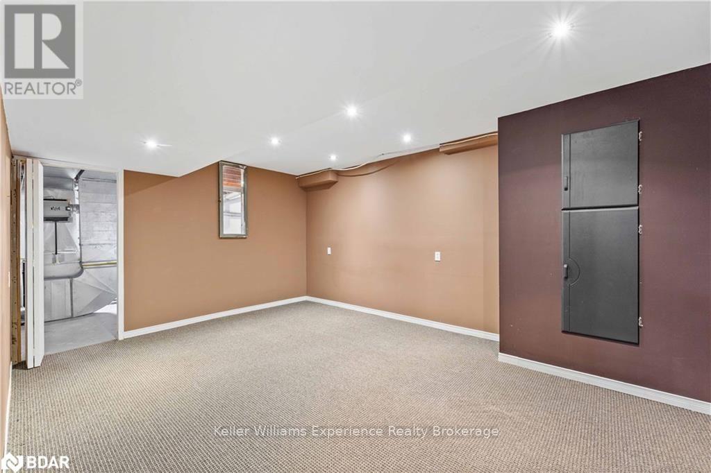 2717 3/4 Sunn Side Side Road, Clearview, Ontario  L0M 1N0 - Photo 25 - S12623208