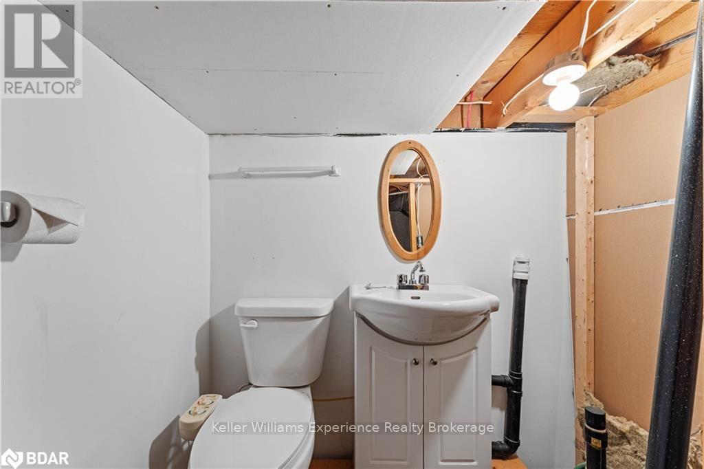 2717 3/4 Sunn Side Side Road, Clearview, Ontario  L0M 1N0 - Photo 27 - S12623208