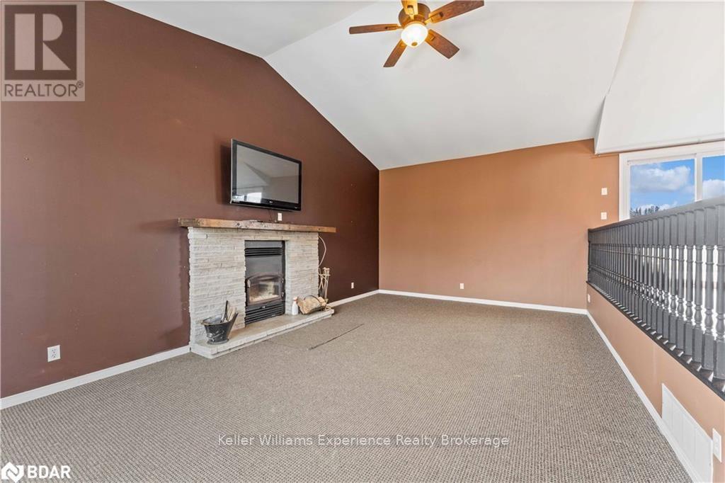 2717 3/4 Sunn Side Side Road, Clearview, Ontario  L0M 1N0 - Photo 7 - S12623208