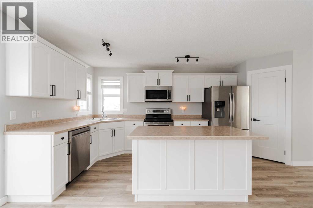 217 Archibald Close, Fort Mcmurray, Alberta T9K 2P4 - Photo 12 - A2268747