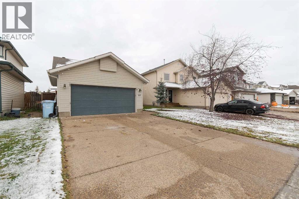 217 Archibald Close, Fort Mcmurray, Alberta T9K 2P4 - Photo 47 - A2268747