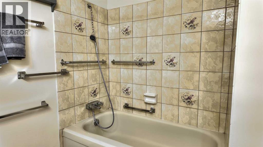 908 Larch Place, Canmore, Alberta T1W 1S5 - Photo 33 - A2273658