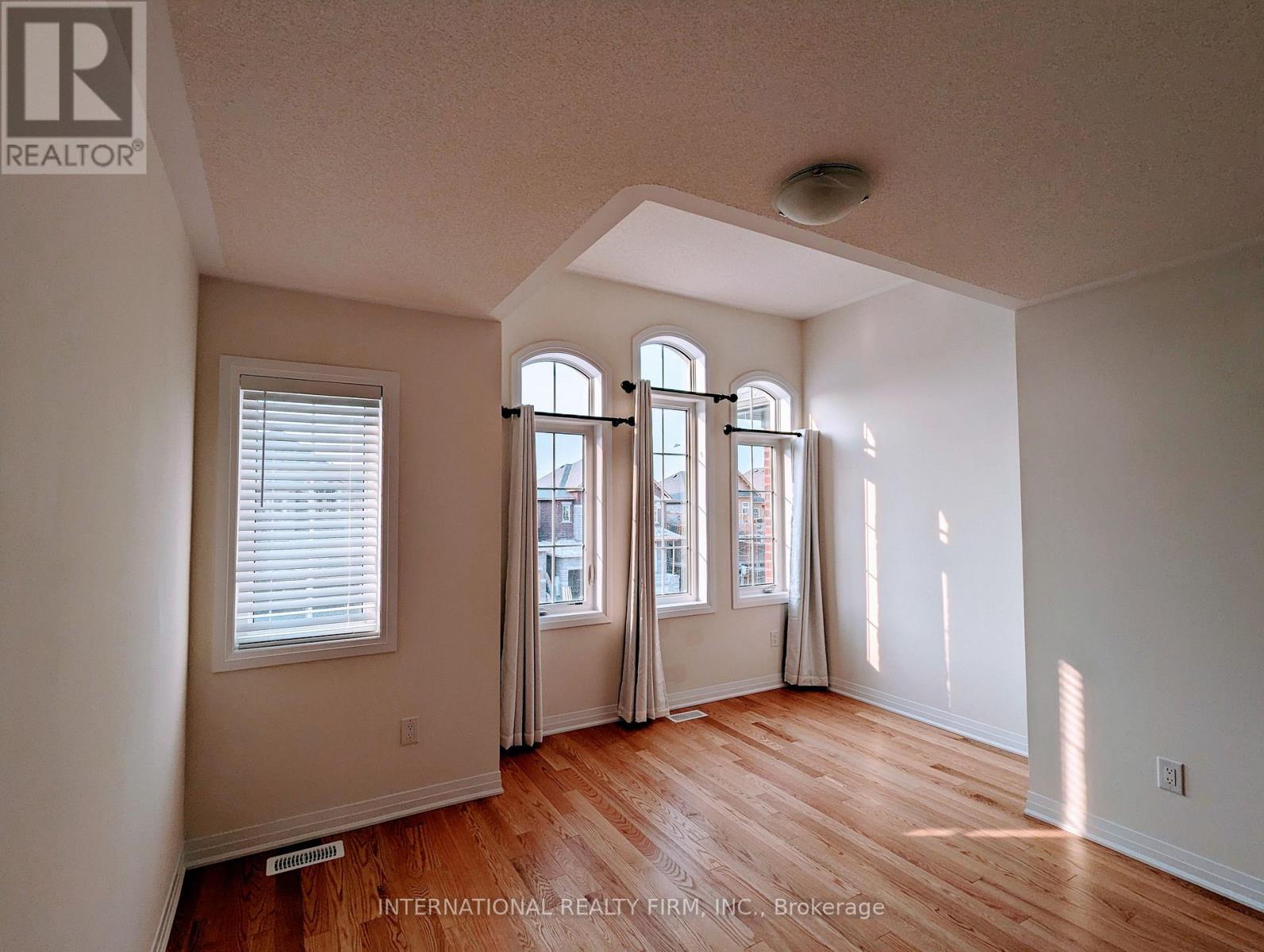 Unknown Address, ,     - Photo 7 - N12589108