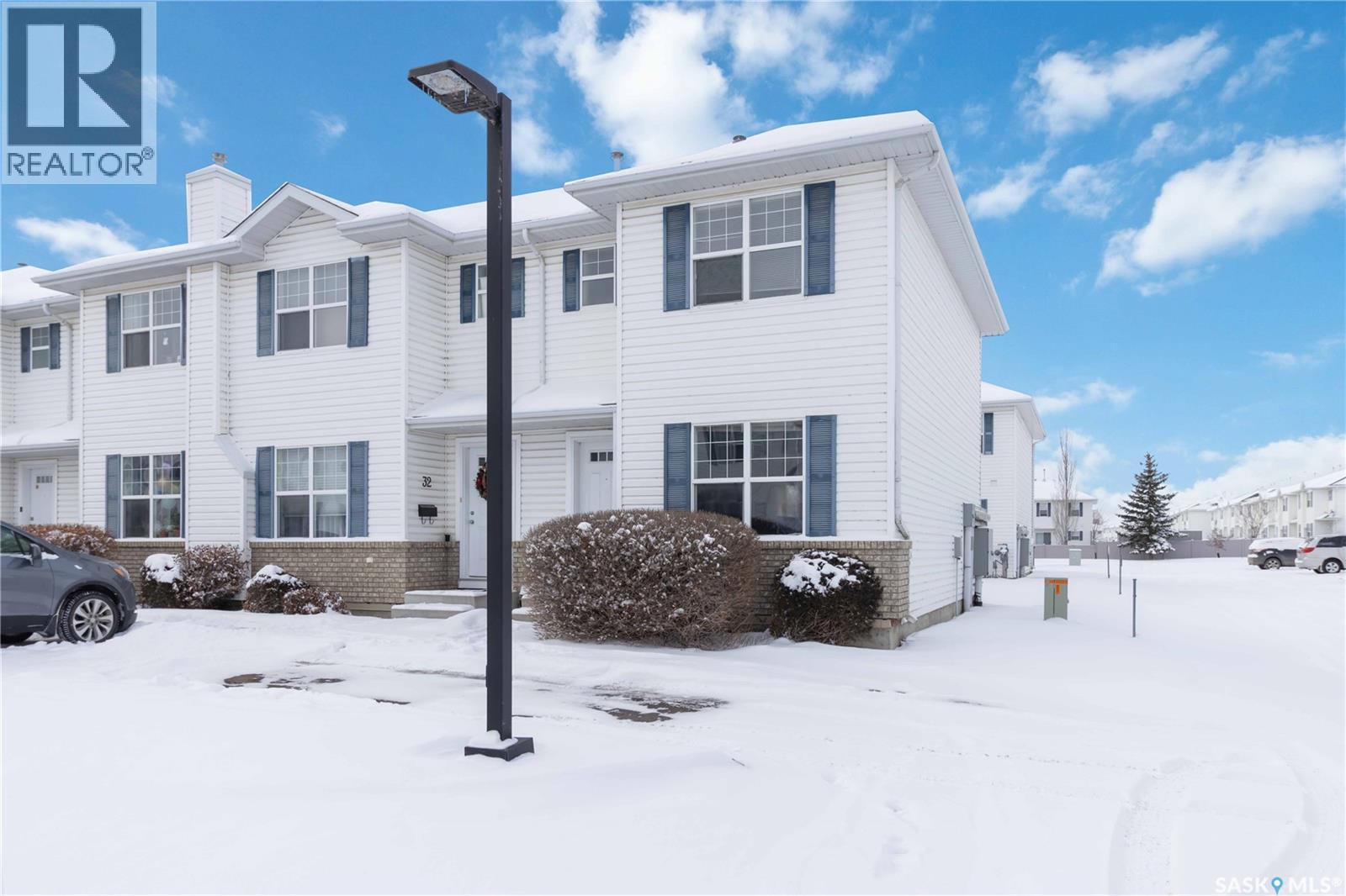 33 102 Pawlychenko Lane, Saskatoon, Saskatchewan  S7V 1G9 - Photo 3 - SK025457