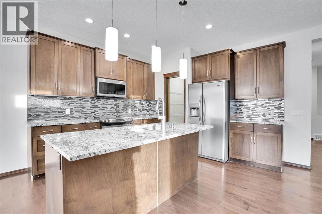 142 Everoak Green Sw, Calgary, Alberta  T2Y 0J6 - Photo 9 - A2272686