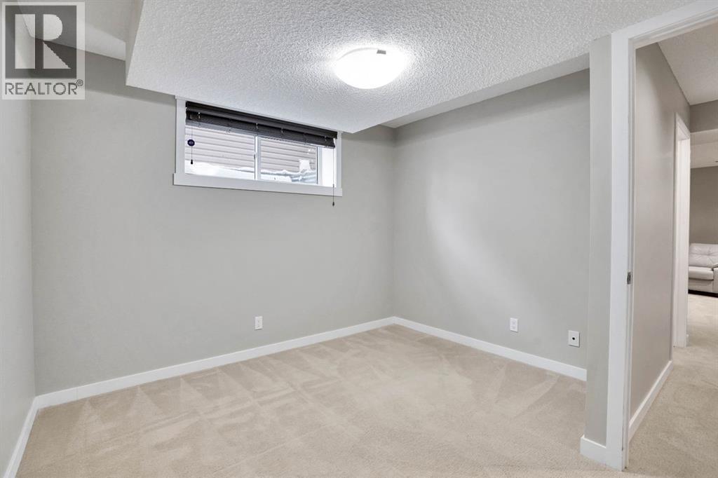 142 Everoak Green Sw, Calgary, Alberta  T2Y 0J6 - Photo 32 - A2272686
