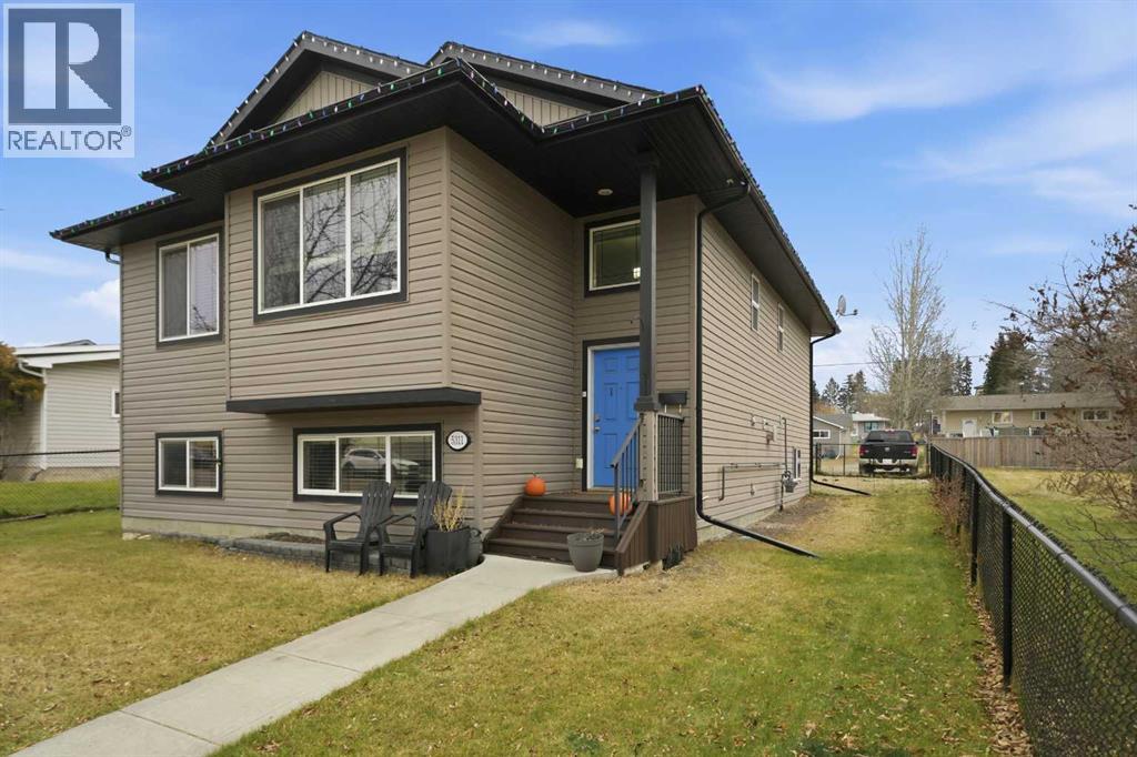 5311 54 Street, Rocky Mountain House, Alberta T4T 1H1 - Photo 1 - A2269796