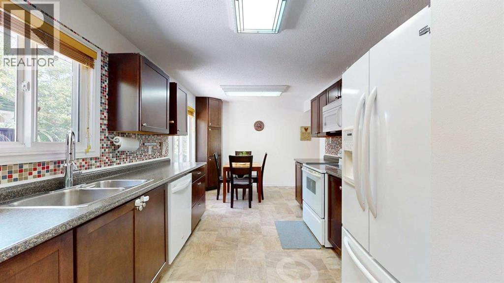 53 Fitzsimmons Avenue, Fort Mcmurray, Alberta T9H 1Z3 - Photo 16 - A2251485