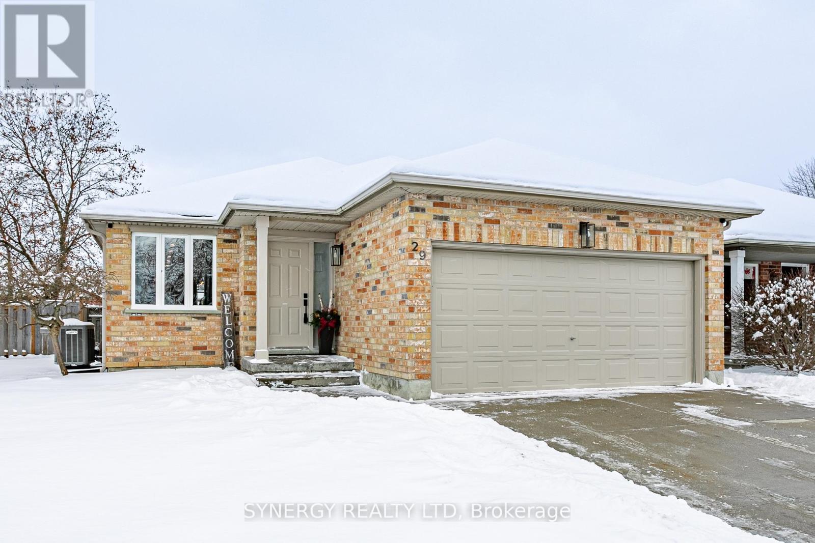 29 JUNIPER CRESCENT, Strathroy-Caradoc, Ontario