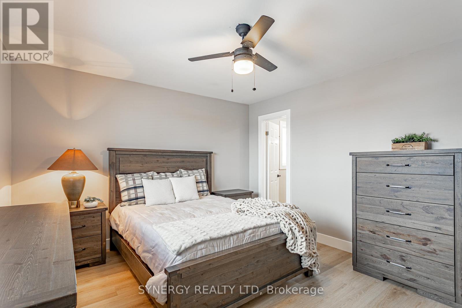 29 Juniper Crescent, Strathroy-Caradoc, Ontario  N7G 4G4 - Photo 17 - X12629124