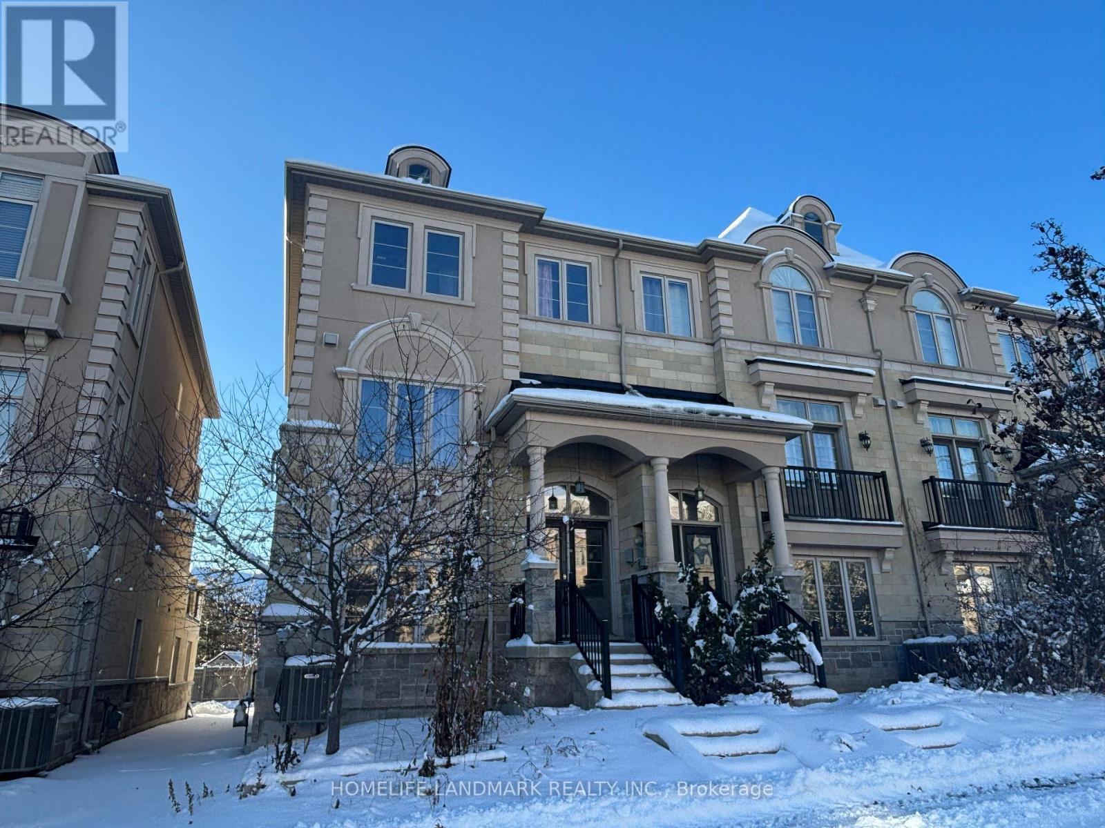 88 GRAND TRUNK AVENUE, Vaughan, Ontario