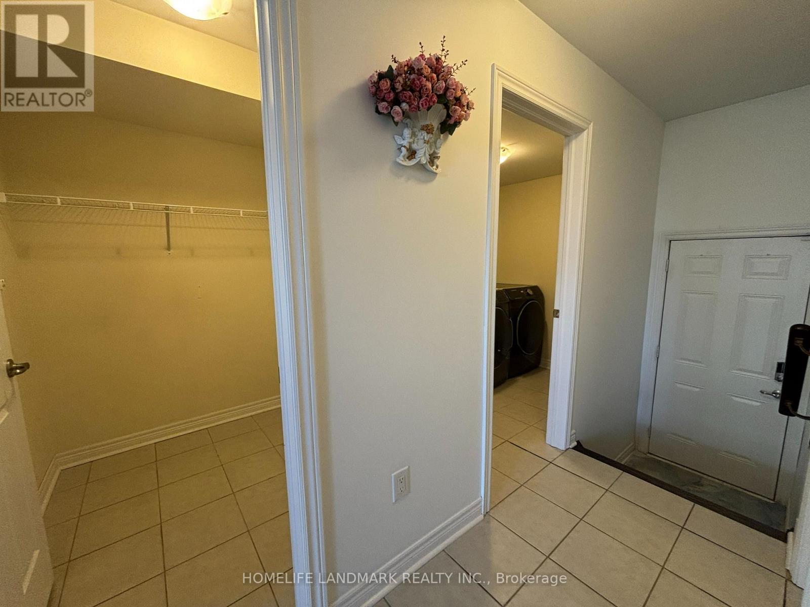 88 Grand Trunk Avenue, Vaughan, Ontario  L6A 0Y4 - Photo 7 - N12629090