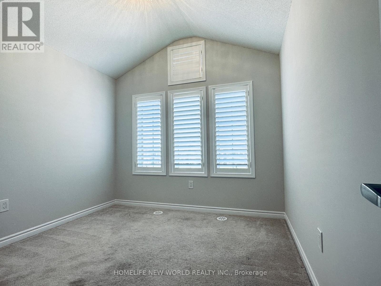 91 Mcalister Avenue, Richmond Hill, Ontario  L4S 0L2 - Photo 11 - N12629106