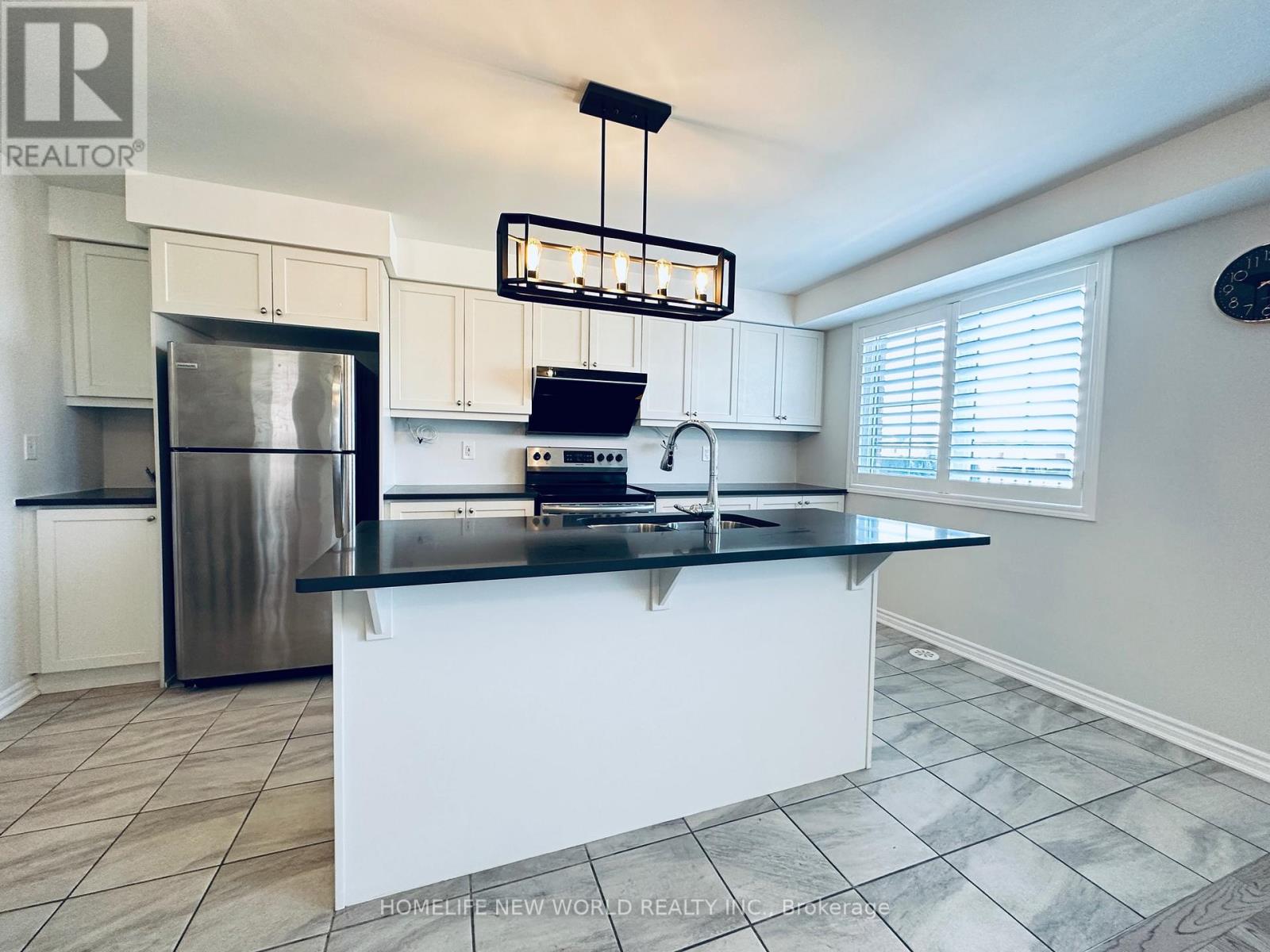 91 Mcalister Avenue, Richmond Hill, Ontario  L4S 0L2 - Photo 6 - N12629106