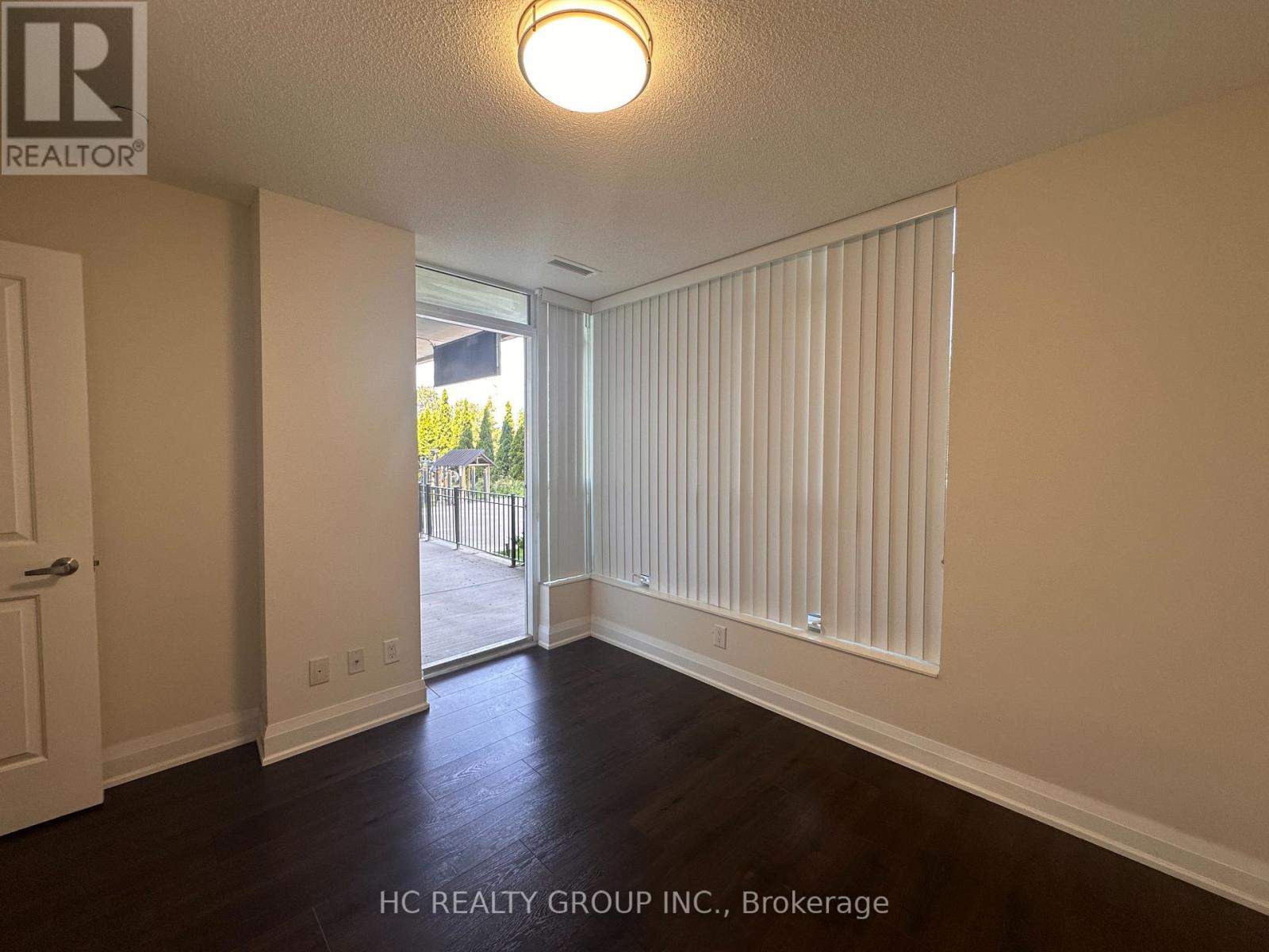 113 - 75 Norman Bethune Avenue, Richmond Hill, Ontario  L4B 0B6 - Photo 6 - N12629118