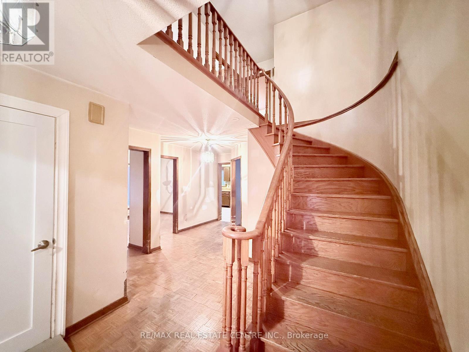 320 Brownridge Drive, Vaughan, Ontario  L4J 5X1 - Photo 12 - N12629144