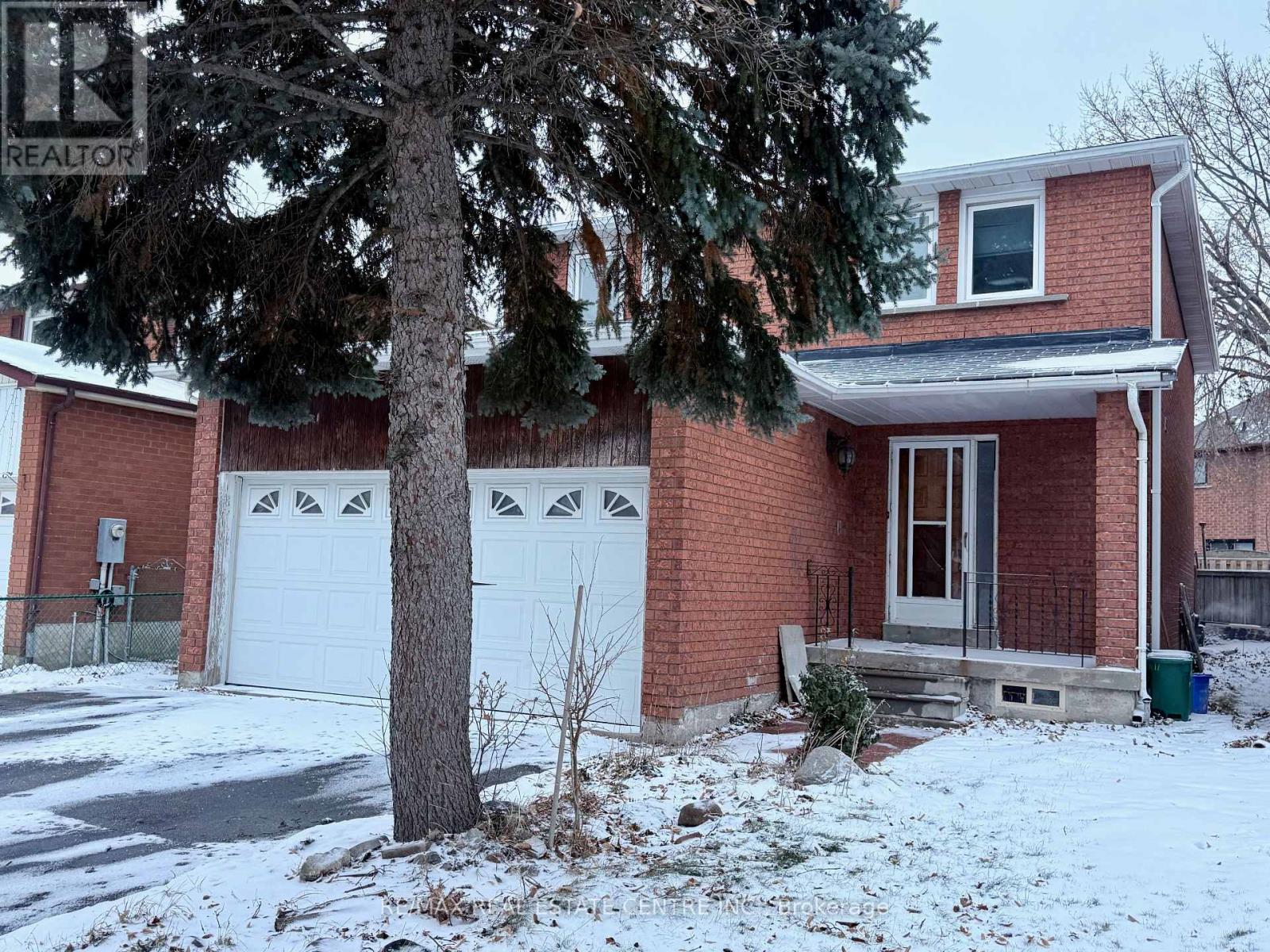 320 Brownridge Drive, Vaughan, Ontario  L4J 5X1 - Photo 2 - N12629144
