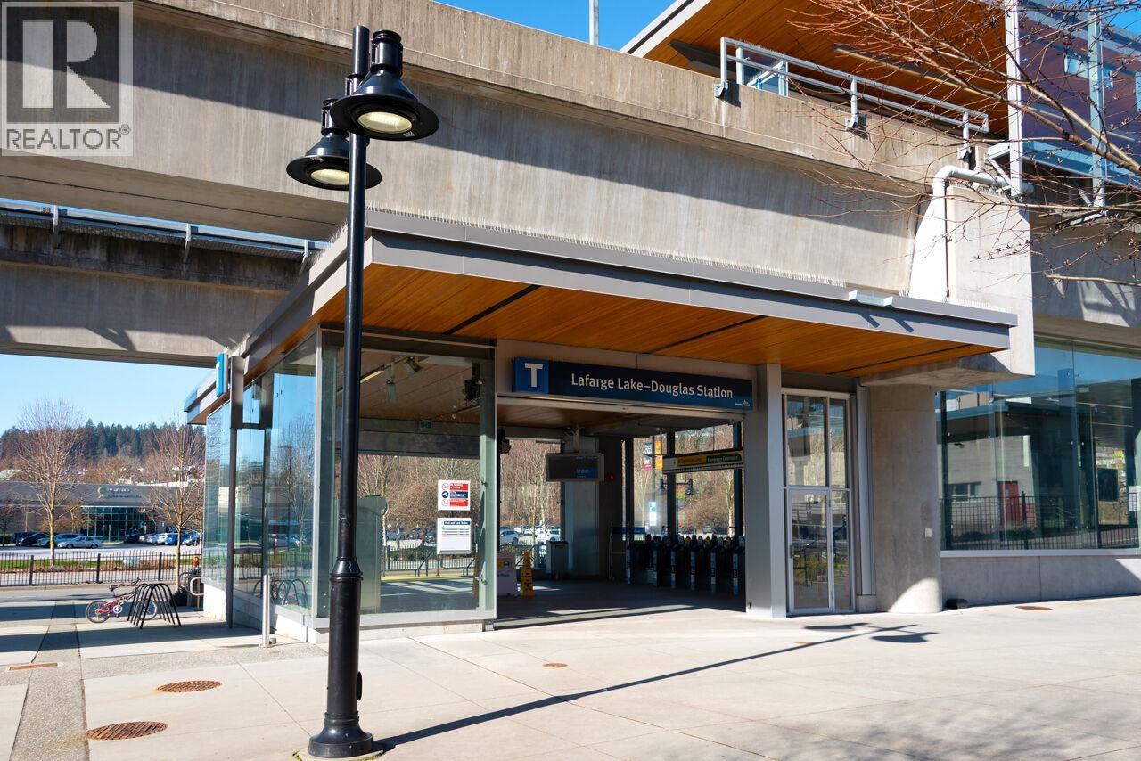 108e 3081 Glen Drive, Coquitlam, British Columbia  V3B 2P8 - Photo 31 - R3073479