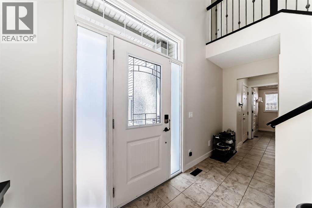 612 Montgomery Close Se, High River, Alberta  T1B 0B7 - Photo 2 - A2217649