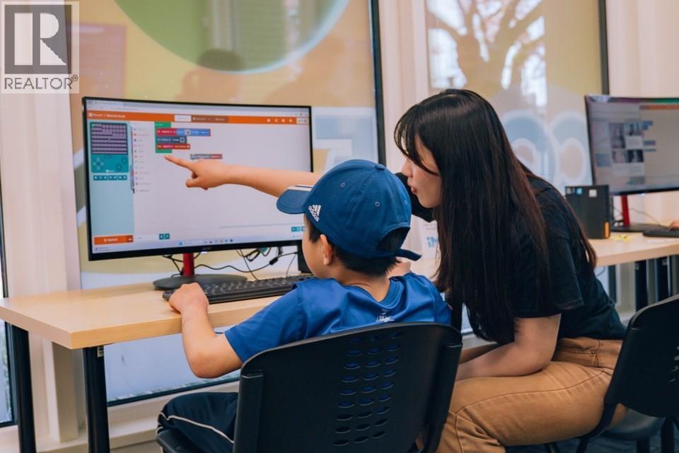 147 6624 Hastings Street, Burnaby, British Columbia  V5B 4G4 - Photo 4 - C8074422