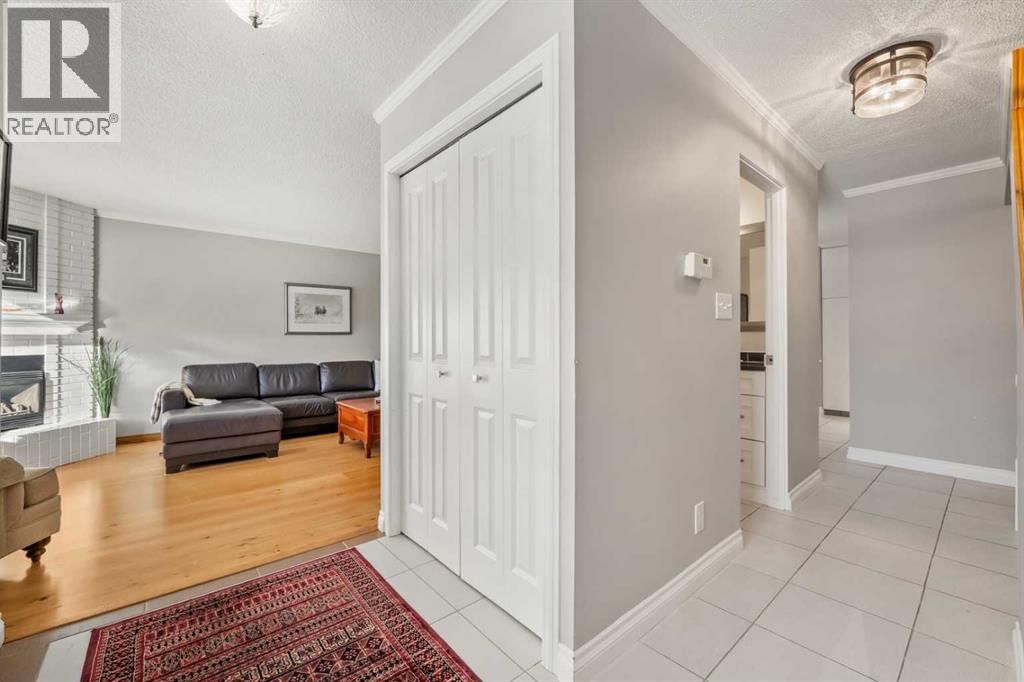 17, 714 Willow Park Drive Se, Calgary, Alberta  T2J 0L8 - Photo 3 - A2274449