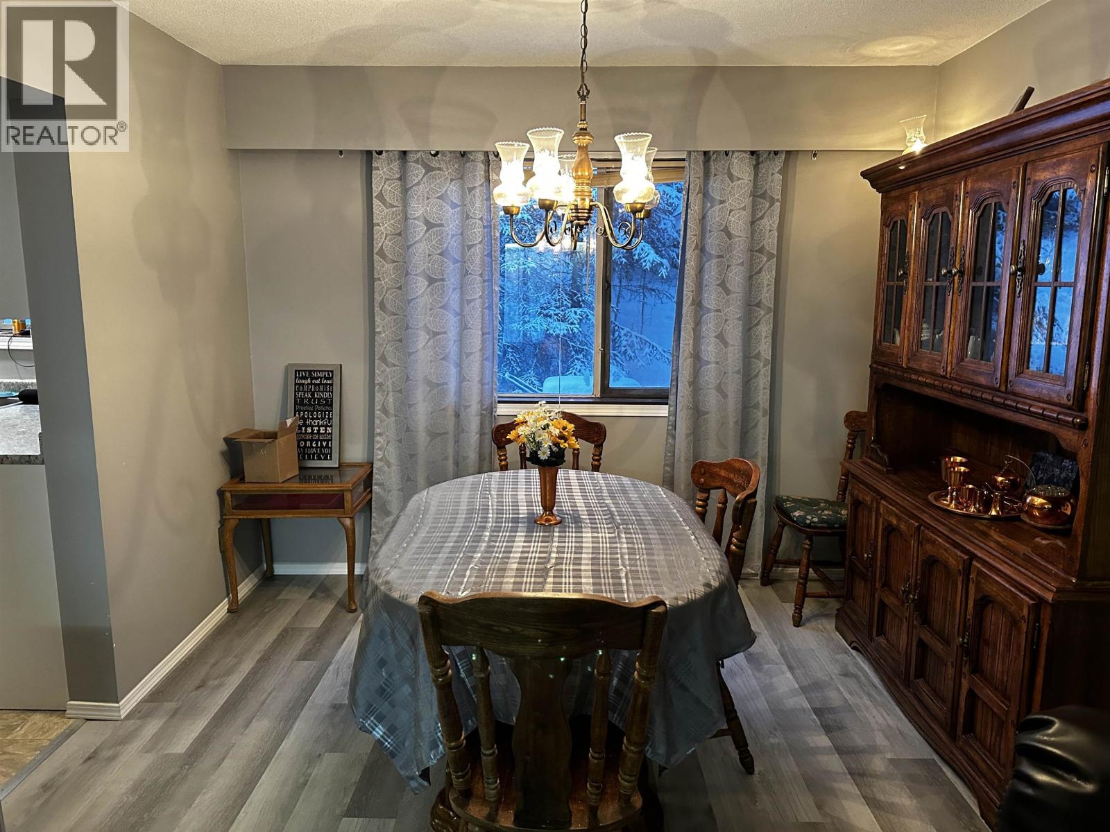 5735 Gairdner Crescent, Fort Nelson, British Columbia  V0C 1R0 - Photo 6 - R3073557