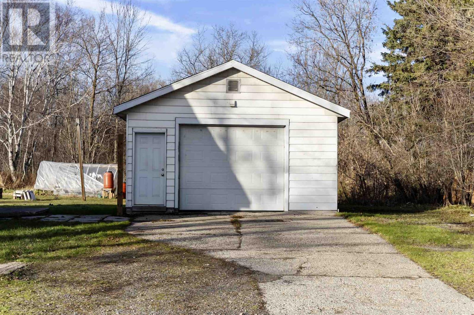 776 Second Lin W, Sault Ste. Marie, Ontario P6C 2K9 - Photo 33 - SM253330