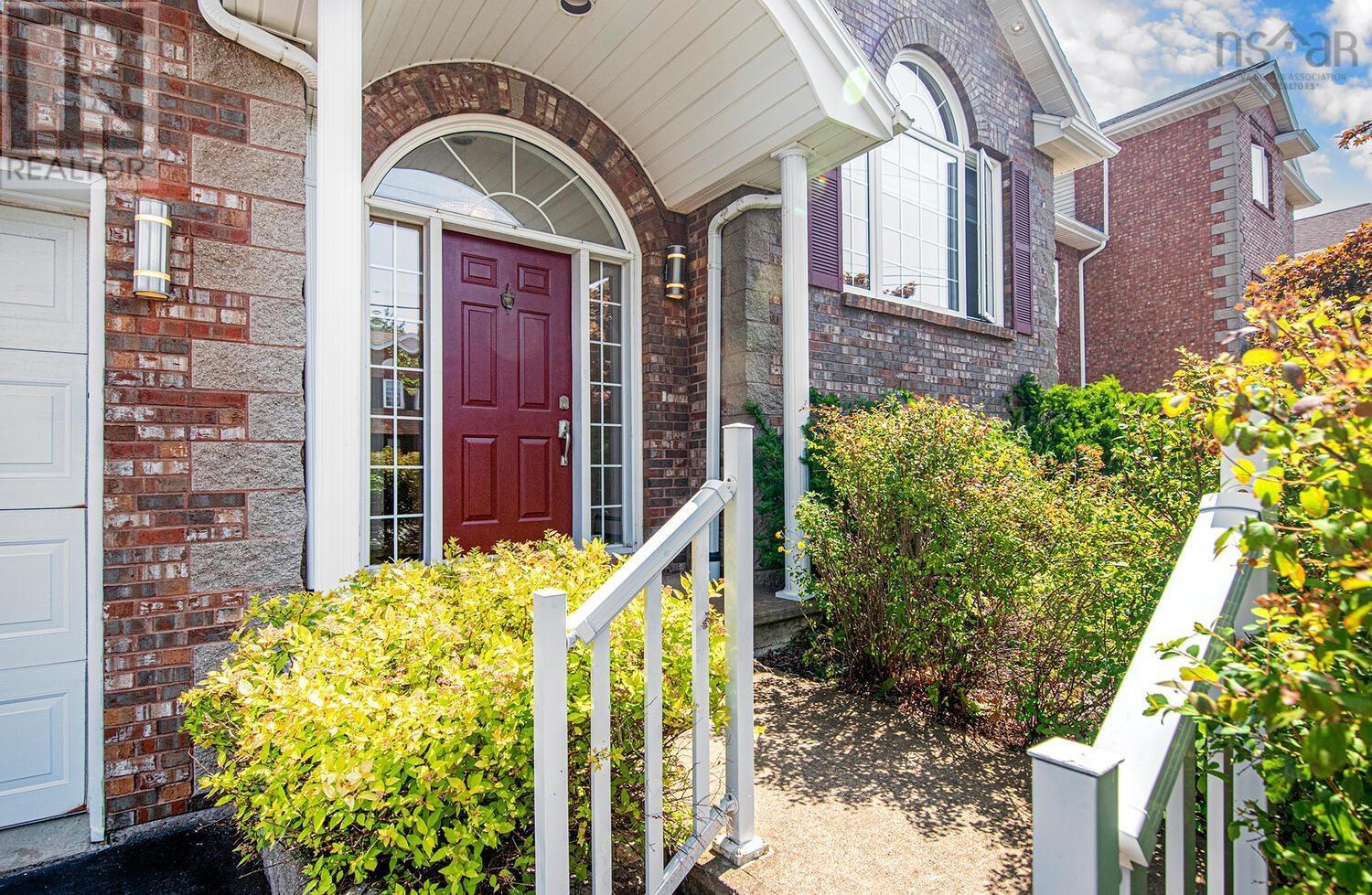 15 Essex Lane, Halifax, Nova Scotia  B3S 1E3 - Photo 4 - 202519508