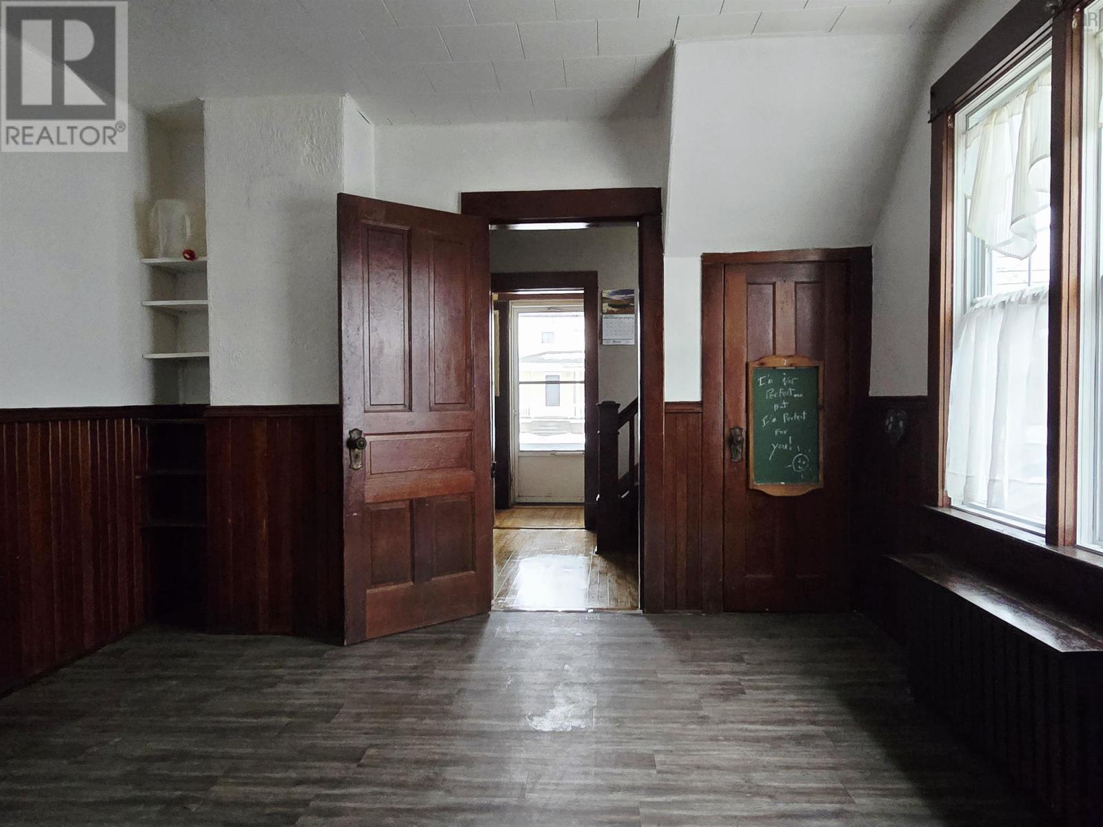 24 Claremont Avenue, Stellarton, Nova Scotia  B0K 1S0 - Photo 11 - 202529365