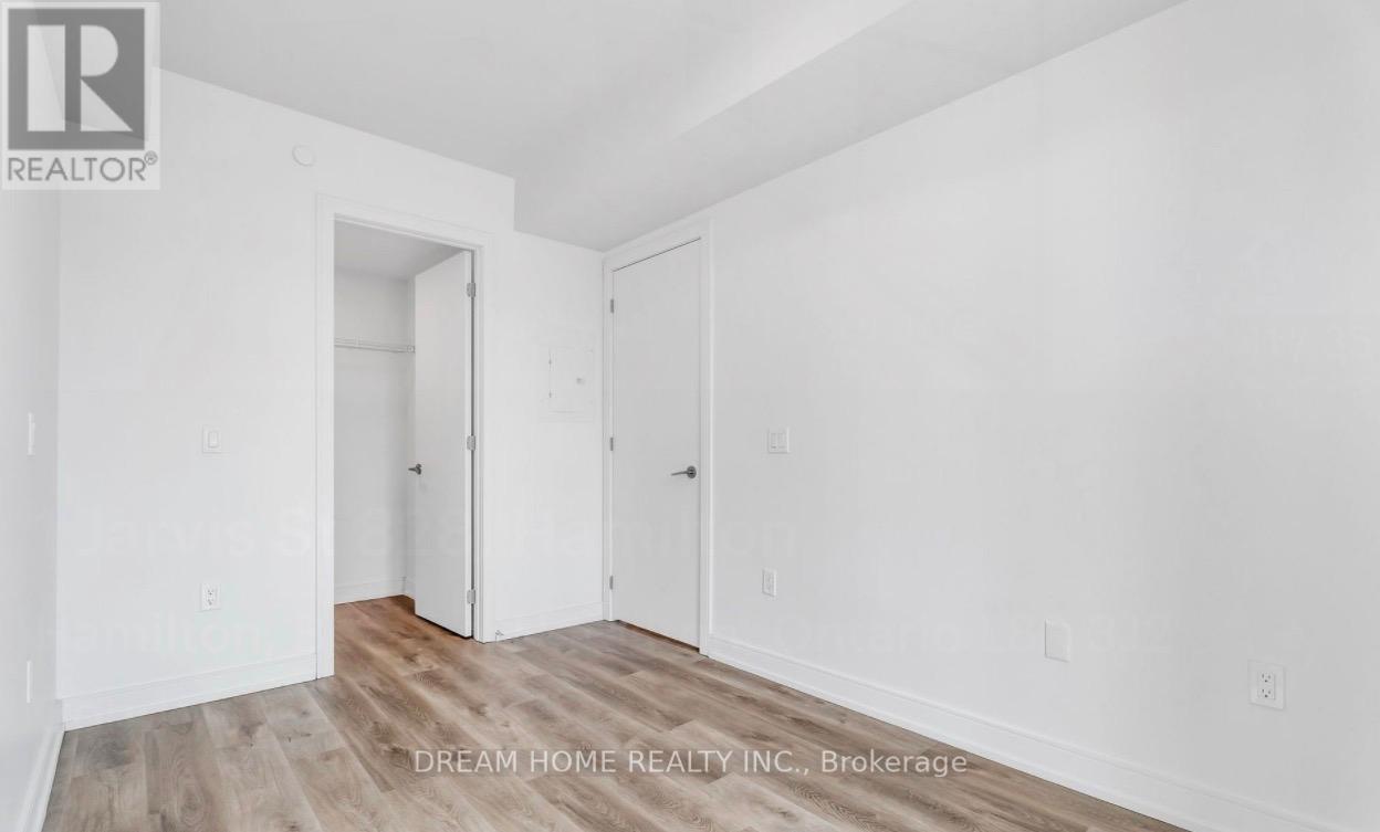 728 - 1 Jarvis St Street, Hamilton, Ontario  L8R 3J2 - Photo 10 - X12629024