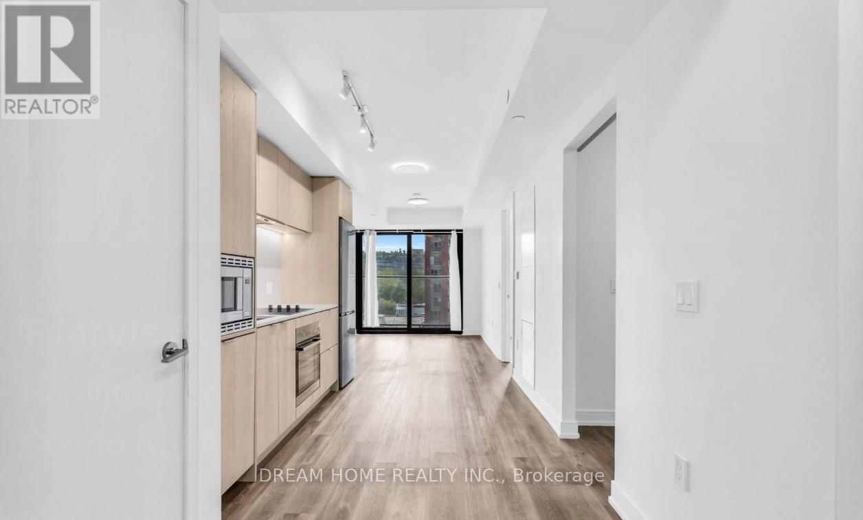 728 - 1 Jarvis St Street, Hamilton, Ontario  L8R 3J2 - Photo 3 - X12629024