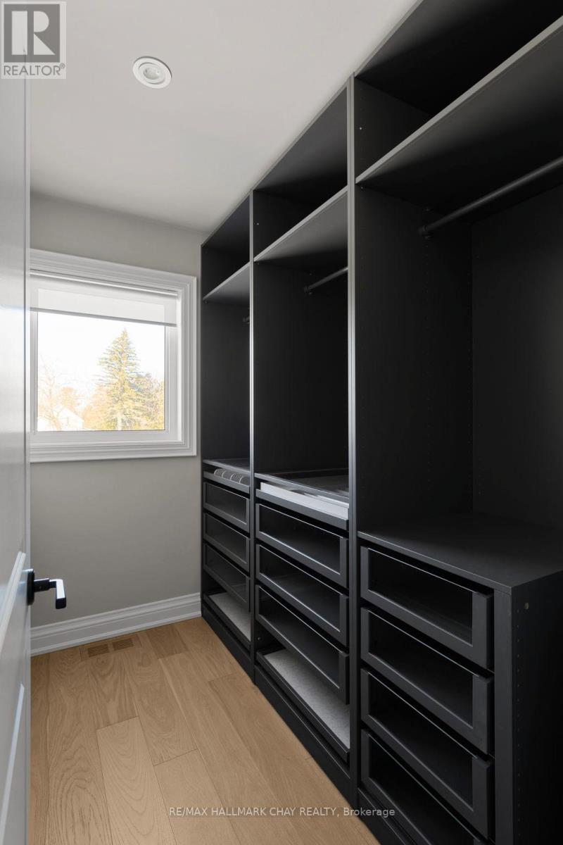 930 Marshall Road, Tiny, Ontario L0K 2E1 - Photo 27 - S12581404