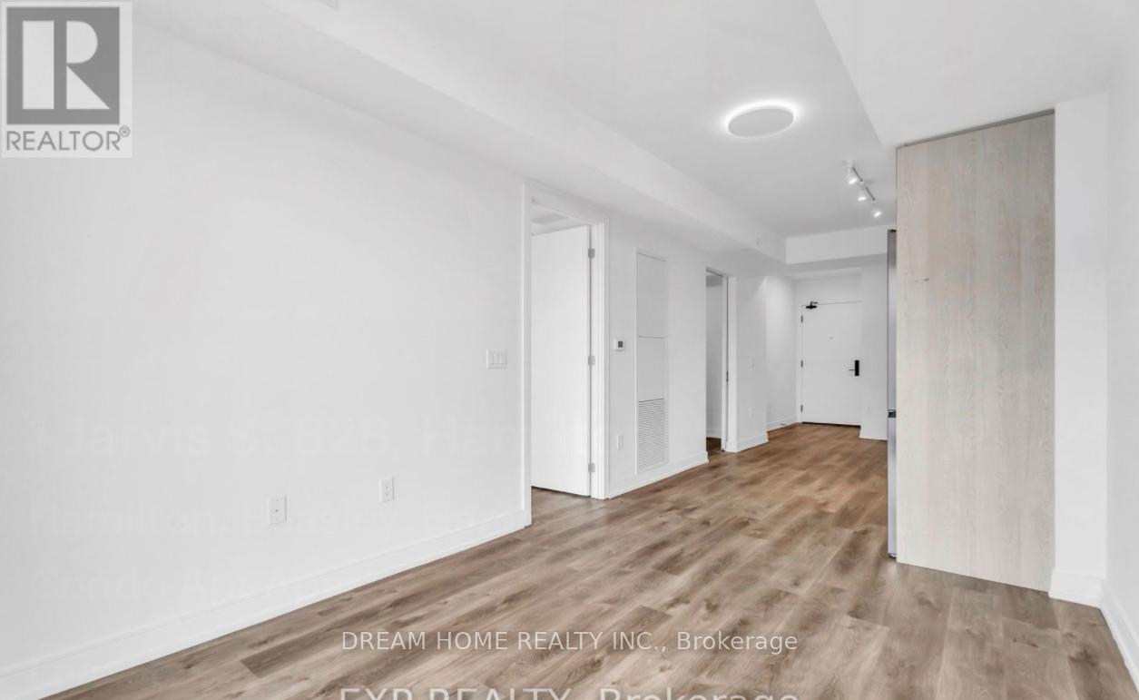 728 - 1 Jarvis St Street, Hamilton, Ontario  L8R 3J2 - Photo 8 - X12629024