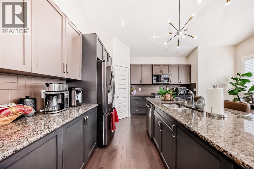 612 Montgomery Close Se, High River, Alberta  T1B 0B7 - Photo 6 - A2217649