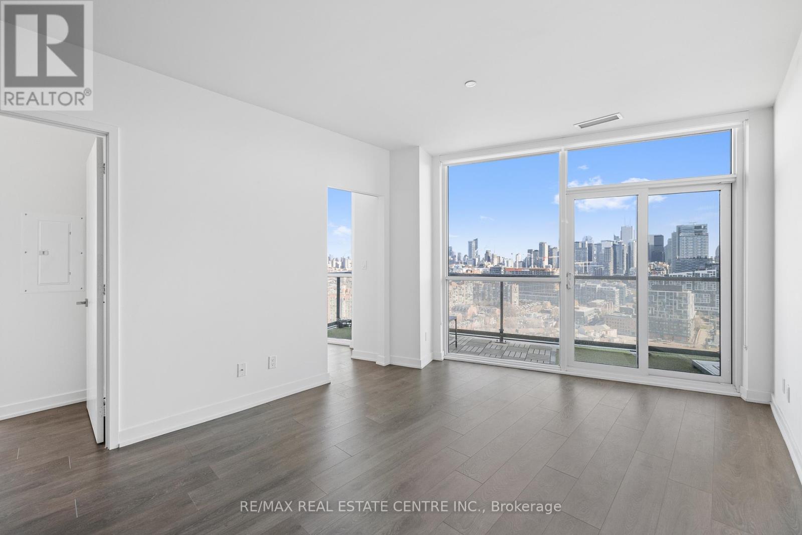 2407 - 30 Ordnance Street, Toronto, Ontario  M6K 0C8 - Photo 11 - C12629182