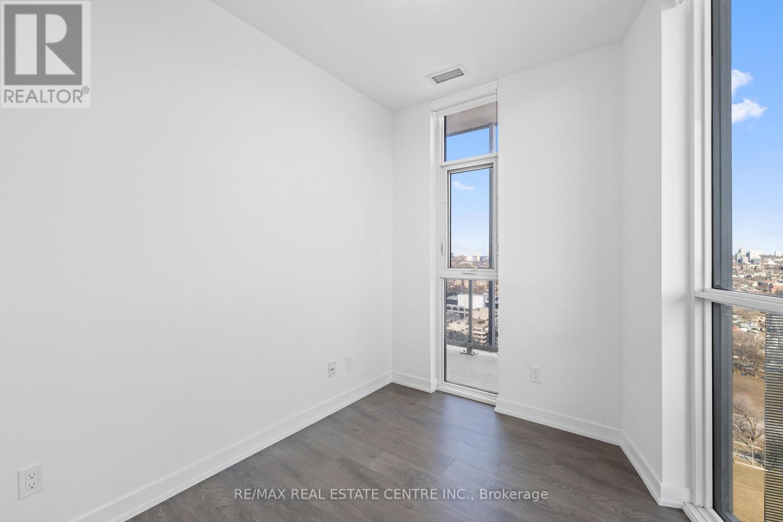 2407 - 30 Ordnance Street, Toronto, Ontario  M6K 0C8 - Photo 16 - C12629182