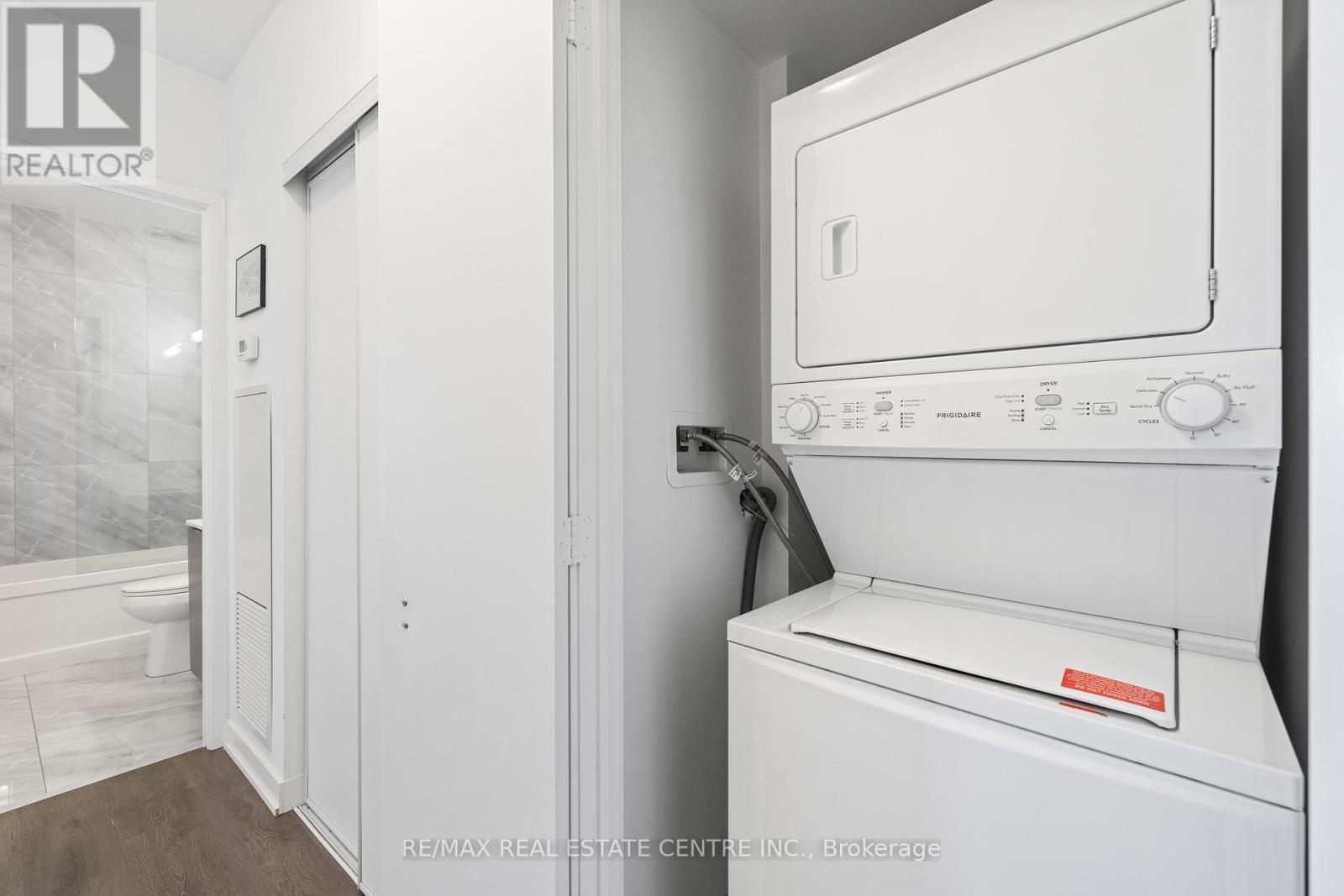 2407 - 30 Ordnance Street, Toronto, Ontario  M6K 0C8 - Photo 3 - C12629182